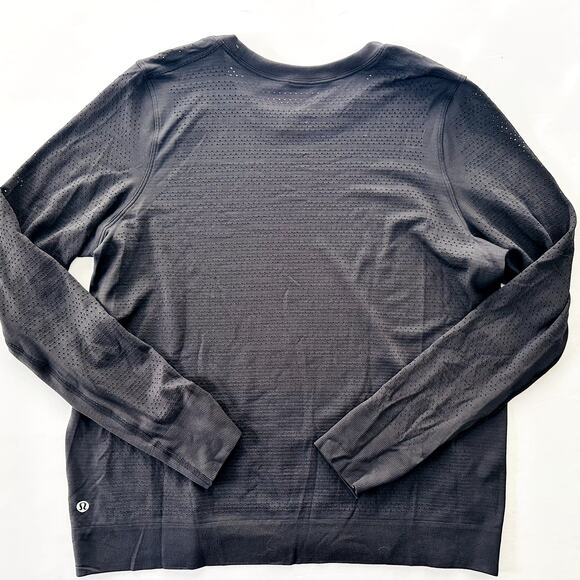 Lululemon Breeze By Long Sleeve Black 12 Mesh Loose Gym Run Workout - Picture 5 of 5